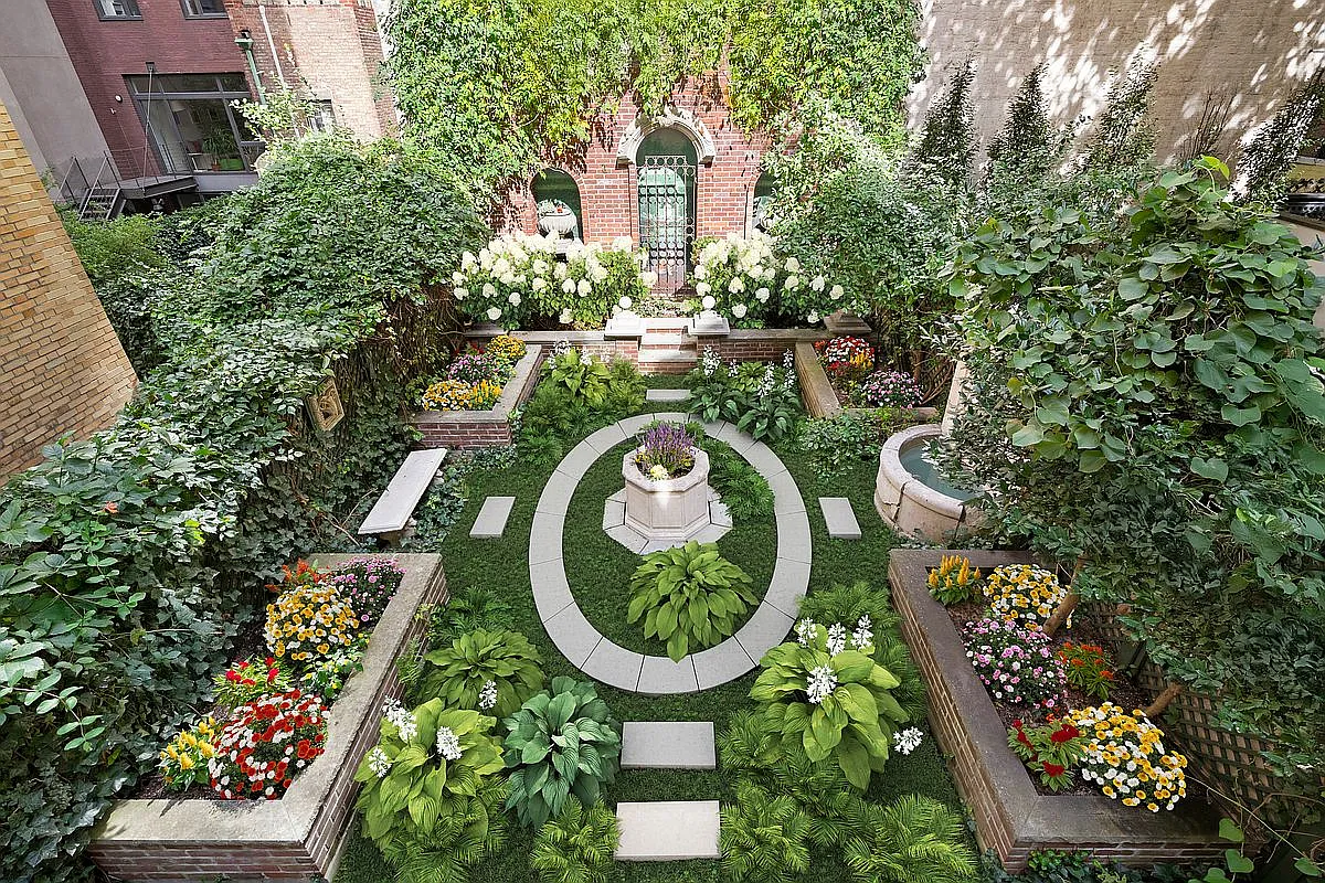 313 West 102nd Street - Historic Roosevelt Townhouse